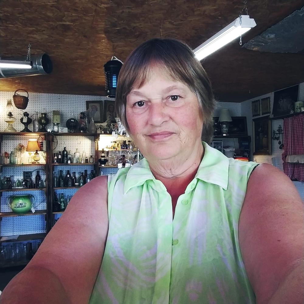 Meet your Posher, Lynda